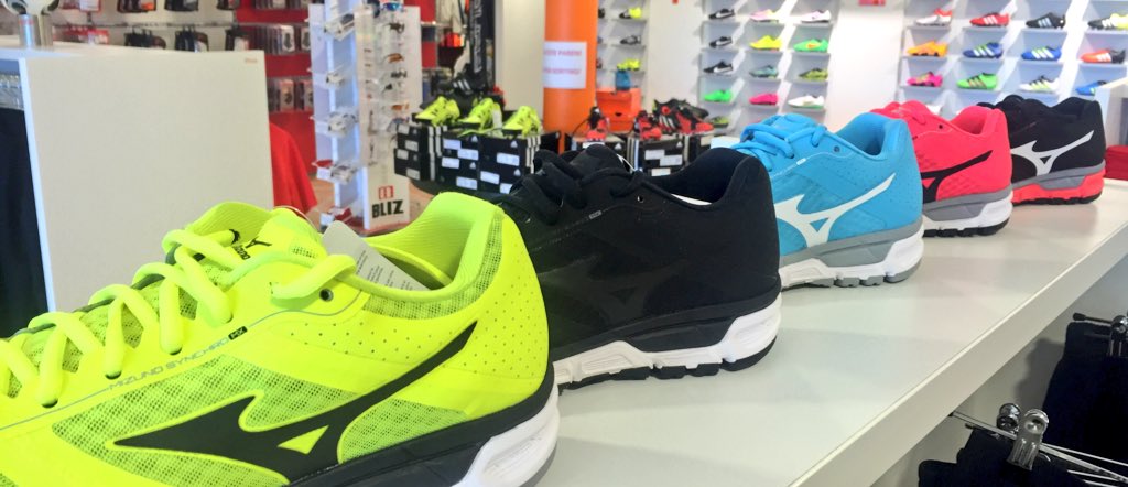 Speciaal ingekocht voor de teamsporters welke in de zomerperiode gaan hardlopen! Prachtige modellen @MizunoRunning