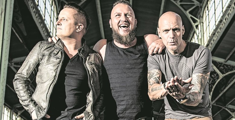 .<a href="/justjinjer/">Just Jinjer</a> on @Xpress947 w/<a href="/WhackheadS/">WhackheadSimpson</a> tomorrow after 8am, unplugged, ahead of their concert @ Lyric Theatre 17/06