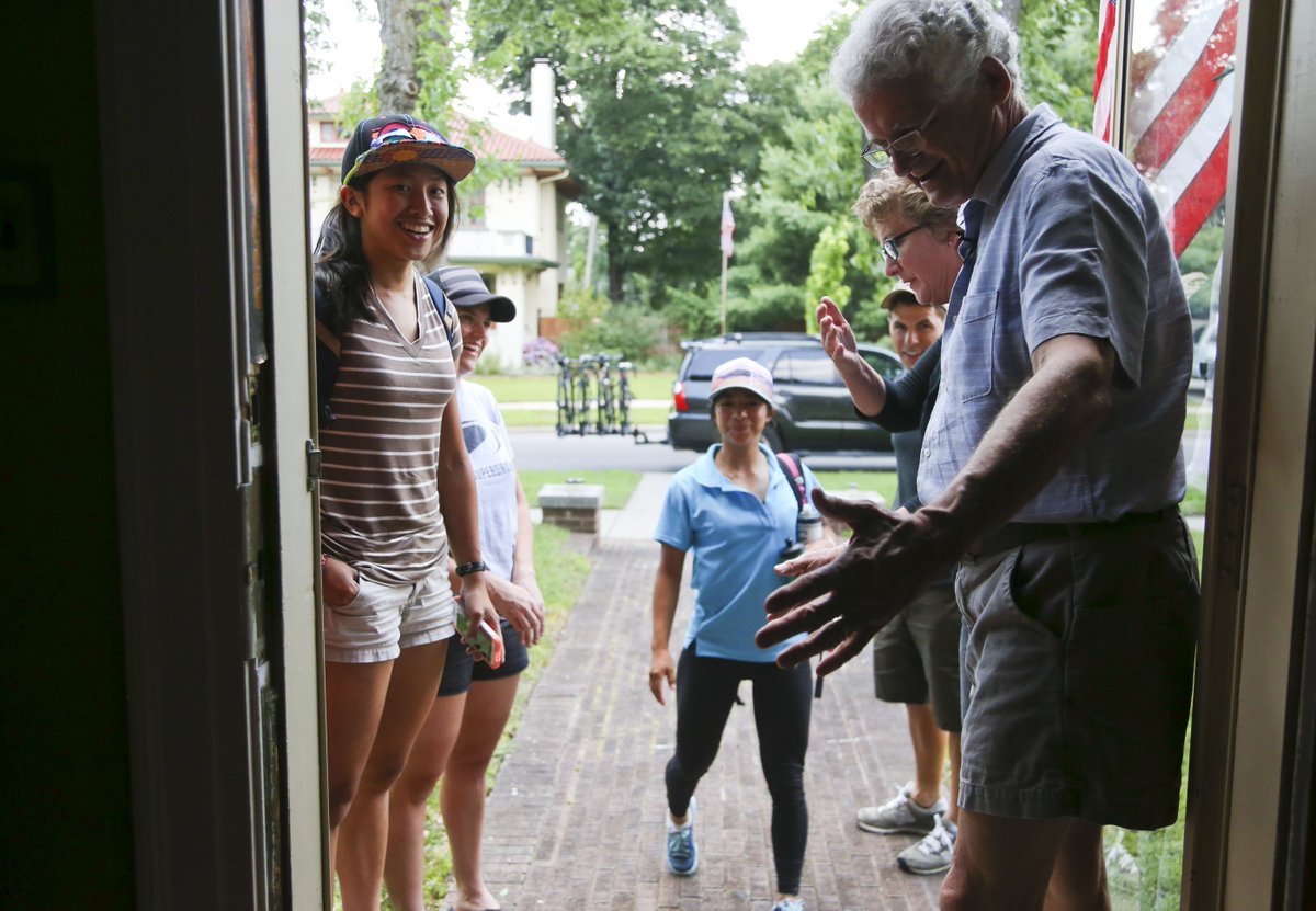 JKayWardarski's tweet image. Every year the Billings' open up their home to #cyclists for #TulsaTough #hostswiththemost
 tulsaworldtv.com/Hosting-Tulsas…