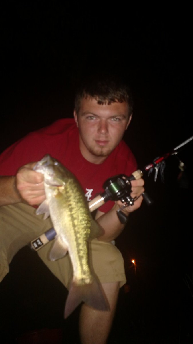 Rollerboy31gj's tweet image. Caught a few spots before work on my new #BIONICBlade from @BassProShops   @BooyahFishing @BASS_nation #BASSassassin