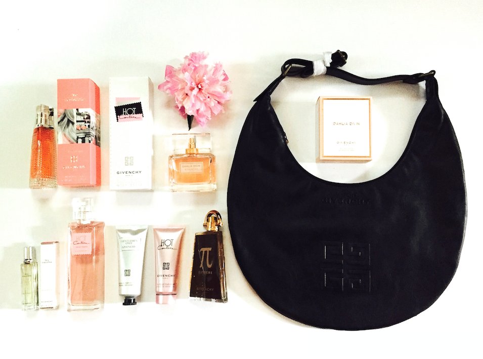 davelackie's tweet photo. We draw Thurs for our Givenchy #ArtofPerfumery Twitter GRAND PRIZE! To enter, RT &amp; follow @davelackie https://t.co/EfF09NN7ta