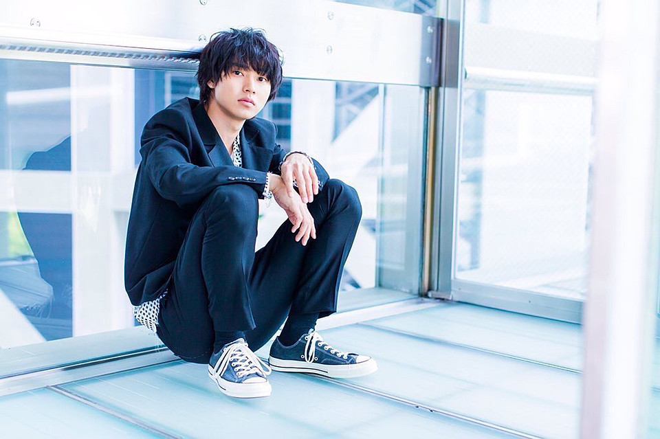 賢人くんの、ファンが増えるのは嬉しい！賢人くんの頑張りだから！顔ファンでもミーハーだとしても…
でも、賢人くんを前にして、1番好きですって感じは私は苦手です…笑
#山﨑賢人
#共感してくれる人RT 
#顔ファンじゃないよって人RT