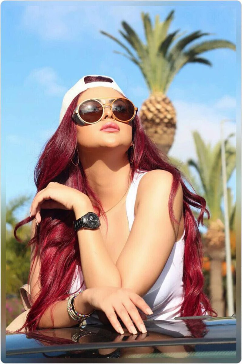 نهنيء النجمة #سلمى_رشيد بمناسبة عيد ميلادها: كل عام و أنت بخير
<a href="/SalmaRach/">سلمى رشيد</a>