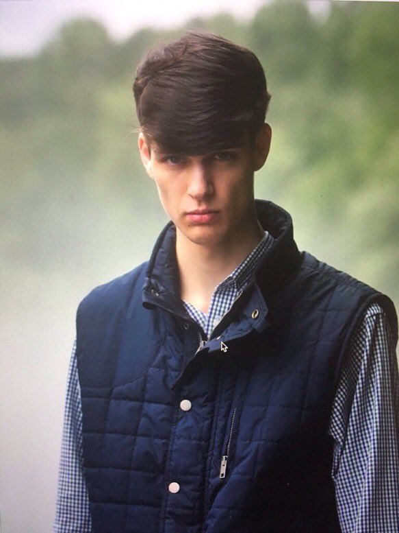 RobertCFIetcher's tweet photo. Loving my @TommyHilfiger vest https://t.co/heioCAst2L
