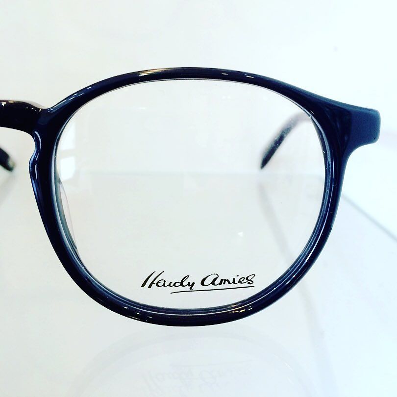 EyeOptician's tweet photo. Modern. Stylish. #eyewear #hackney #fashion #hackneystyle #glasses #eyewear #glasses #fr⦠https://t.co/2HE5l43Clw https://t.co/UvKaLIpqL4