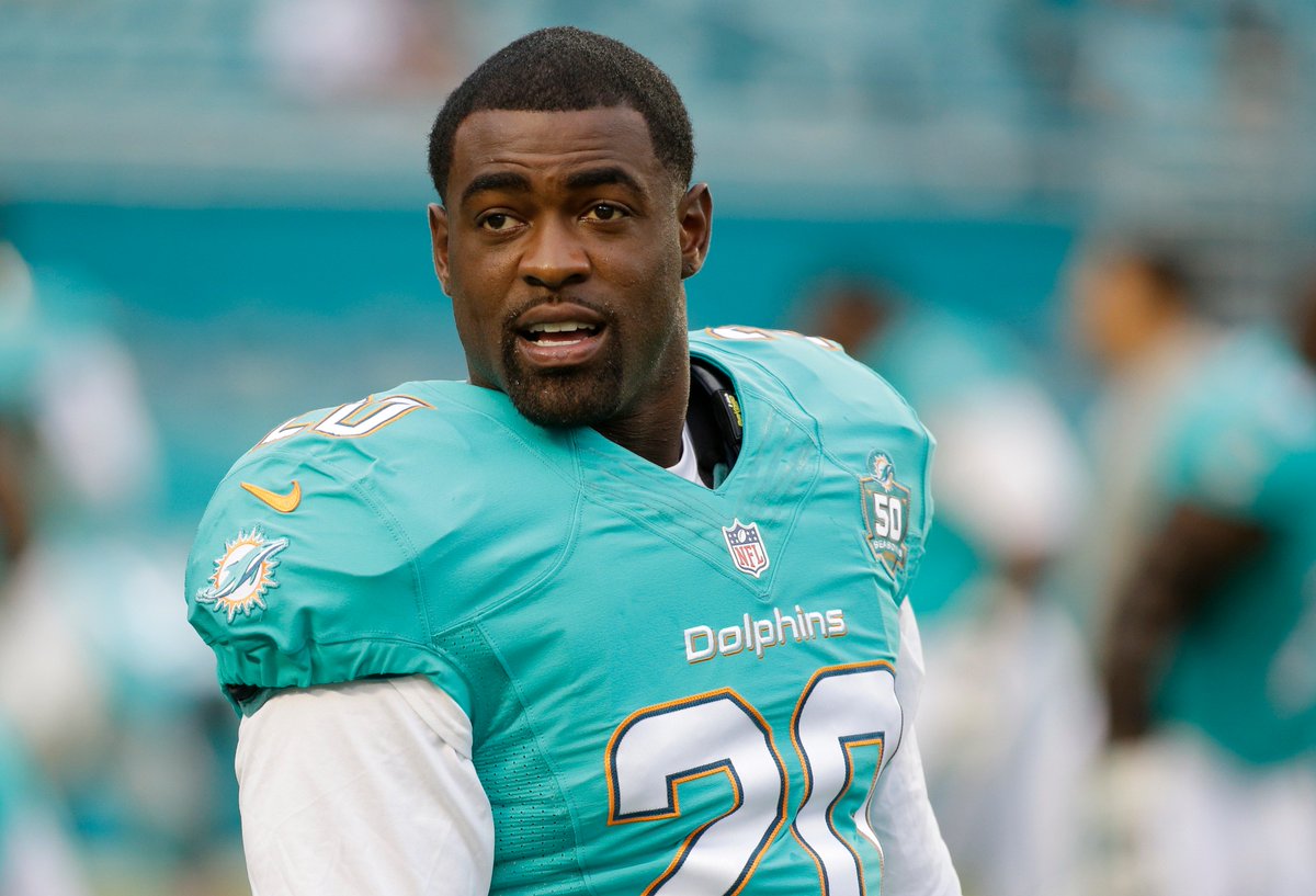 #Dolphins S Reshad Jones expected to holdout during minicamp. Will face fines. (via @RapSheet)