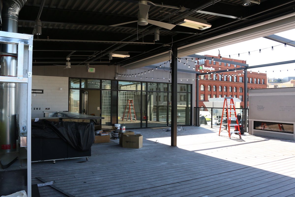 waterscenter's tweet photo. Here's a sneak peak at our rooftop bar! Who is excited to hang out here this summer? https://t.co/DSDCXiBzRl