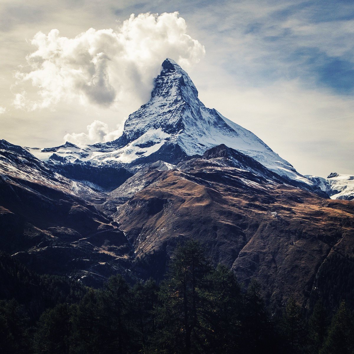 CampNowOz's tweet photo. 📸  #explore #travel #Campnow #csmp #hiking #CAMPNOWOZ #outdoors #adventure
 📸Sven Scheuermeie / Unsplash https://t.co/3ggORtCwNc
