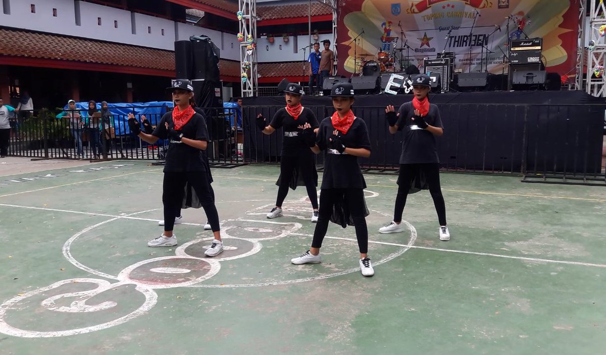 Q'Dance Crew tweet media