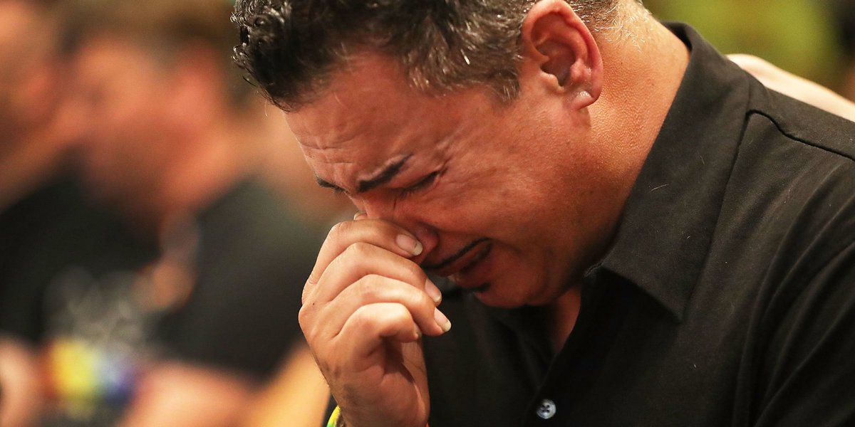 HuffPost's tweet photo. Orlando vigils around the world fight hate with love and unity https://t.co/CGmaIQAfW5 https://t.co/suyhkY0VFr