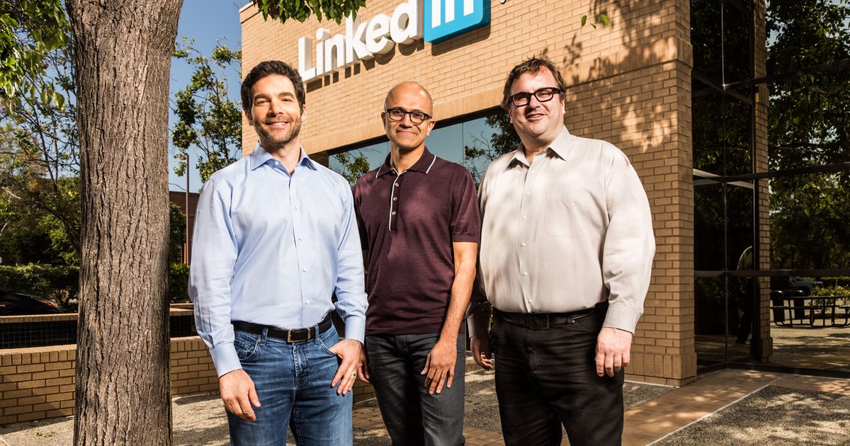 engadget's tweet photo. Microsoft buys LinkedIn for $26.2 billion https://t.co/z0GiUoKAlc https://t.co/tFTYYmelKb