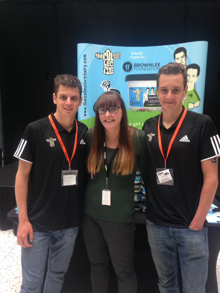 Lovely meeting <a href="/AliBrownleetri/">Alistair Brownlee</a>  and <a href="/jonny_brownlee/">Jonathan Brownlee</a> to talk about their foundation🏊🏻🚴🏻🏃🏻
#goodluckinRio #inspiration