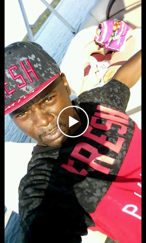 EYEAMTHECITY's tweet photo. LIVING LYFE #FRESHPHAMILY IS A LIFESTYLE @DrummaBoyFRESH APPAREL WITH A VISION #HAHA16 https://t.co/u3euIKA0vB