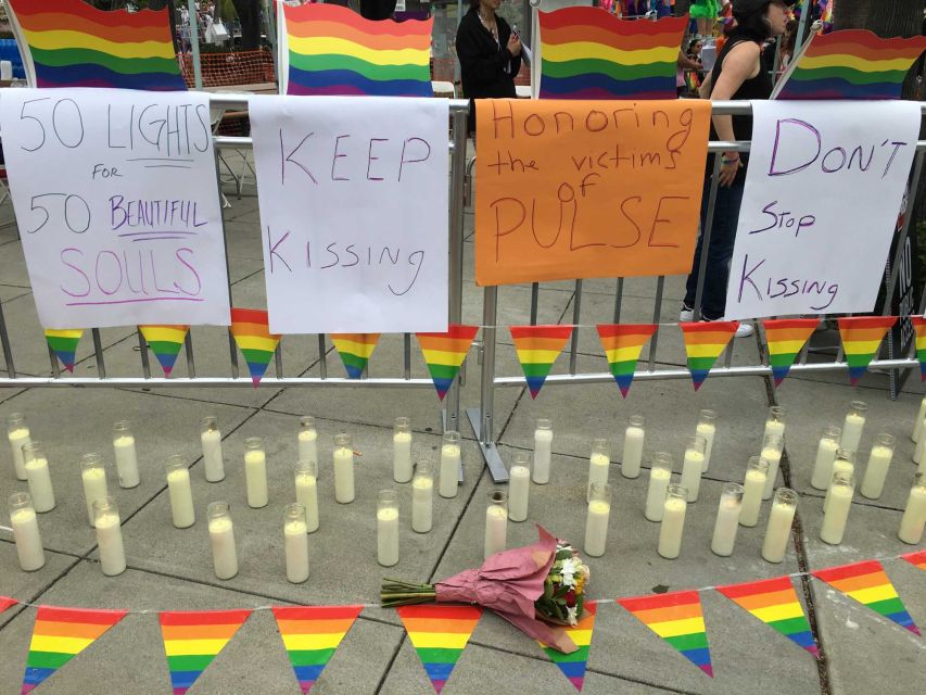 #PulseShooting memorial was started by people, who "didn't know what to do with their grief" nwsdy.li/1Ol5Zfk