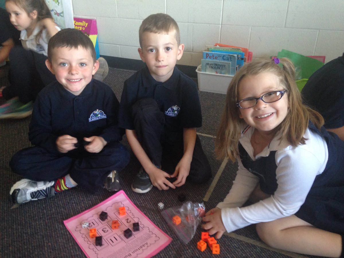 MunstersLand's tweet image. Math in gr 1 is so much fun!!! #MathTalk #LearningIsDoing