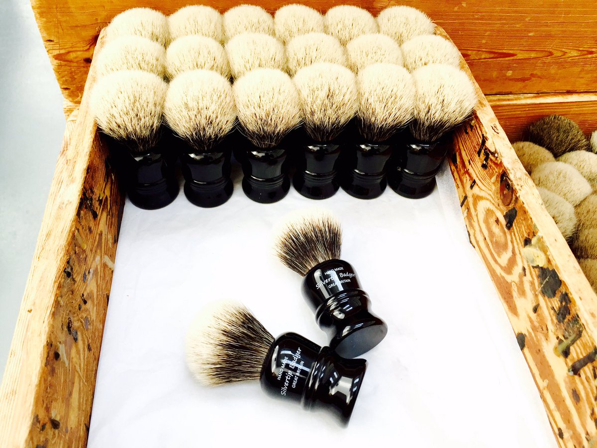 ProgressShaving's tweet image. Small run of faux Ebony #404 Grosvenor Simfix Two Band Silvertip Badger - email: mark@progress-vulfix.com