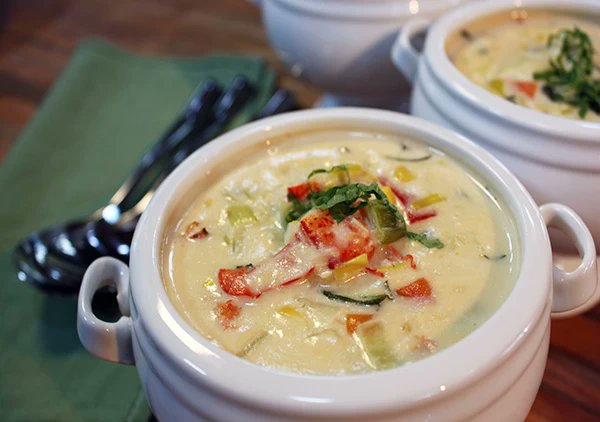 PEILobsterFest's tweet photo. #MenuMonday #LobsterCornChowder is Simple and Delicious! #rainyday #comfortfood @FoodNetwork https://t.co/q9cvXilDFy https://t.co/S6OgPOHX7p