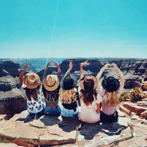 ProductsTesting's tweet image. This is what life should be like✨🌞