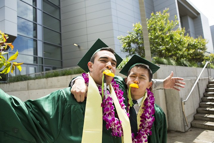 Grads and families: Remember to tag your social posts #DuckGrad16 and we'll share our favorites!