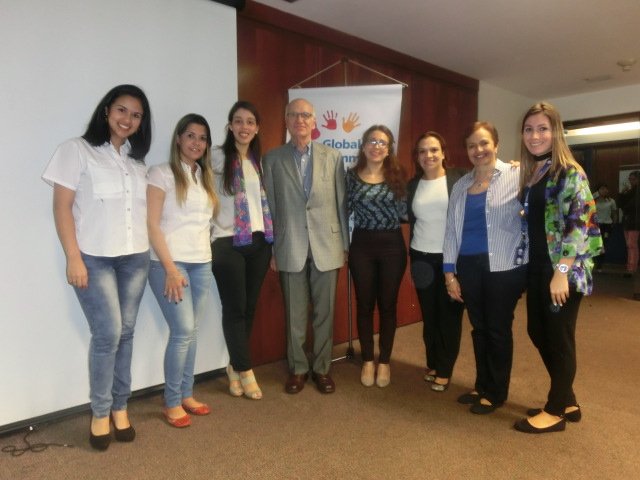 DVC_VE's tweet photo. El team de Zurich y @DVC_VE en iniciando oficialmente la #GlobalCommunityWeek #Aliados #Vzla #RegalaUnDía https://t.co/LHrRxA5LQ5