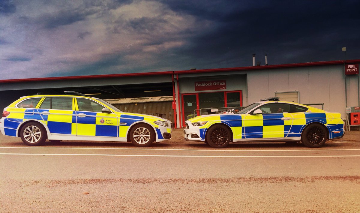 If you don't want to come face to face with us. Don't drink or drug drive. #fatal5#ford#whelen#mustang LN