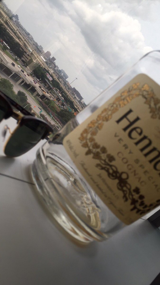 Joe405_'s tweet photo. This is the type of weekend I had..
#HAW3 https://t.co/51TxDg6Gnd