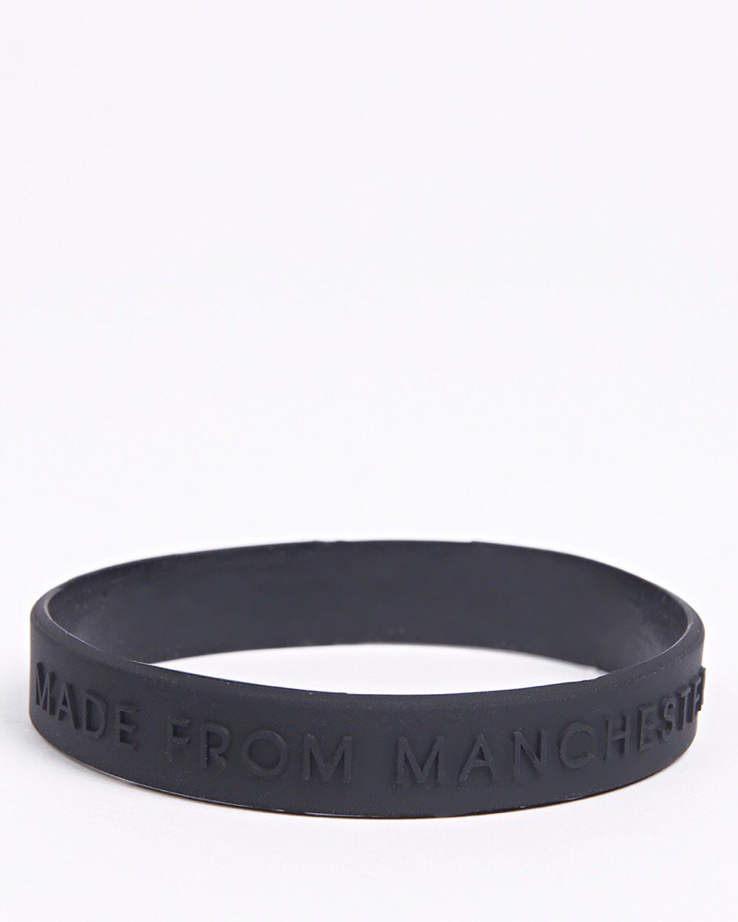 Made_From_MCR's tweet photo. ONLINE NOW!! https://t.co/Z04qKkarRQ - only Β£2! All profits going to @teenage_cancer π #MadeFromManchester https://t.co/0yDQoswrAc