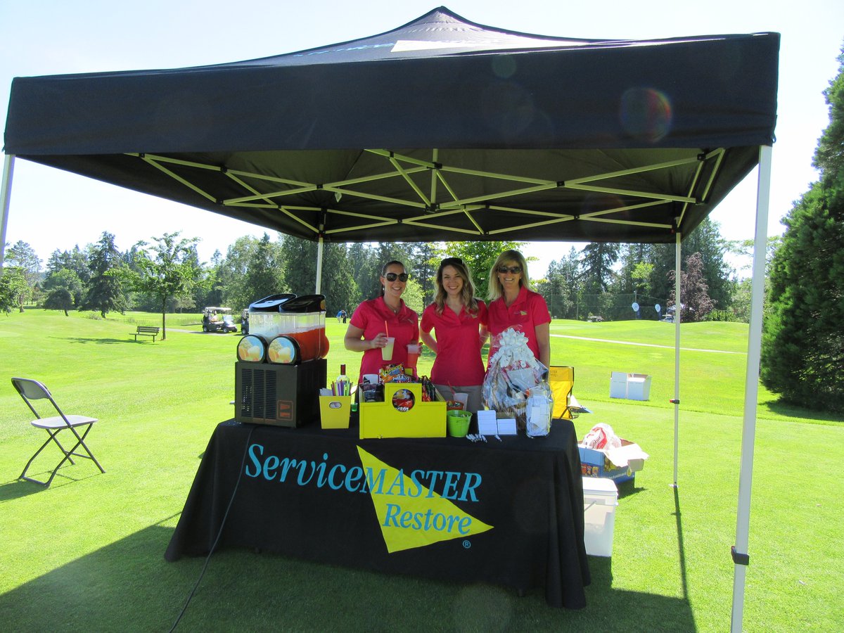 Serving margaritas in the sun last week at the CIP golf tournament