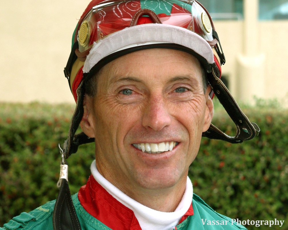 raypaulick's tweet photo. 8 1/2"  x 11" photos of Russell Baze's 12,842 winning rides, laid side by side, would stretch more than two miles. https://t.co/17PXUb1NEY