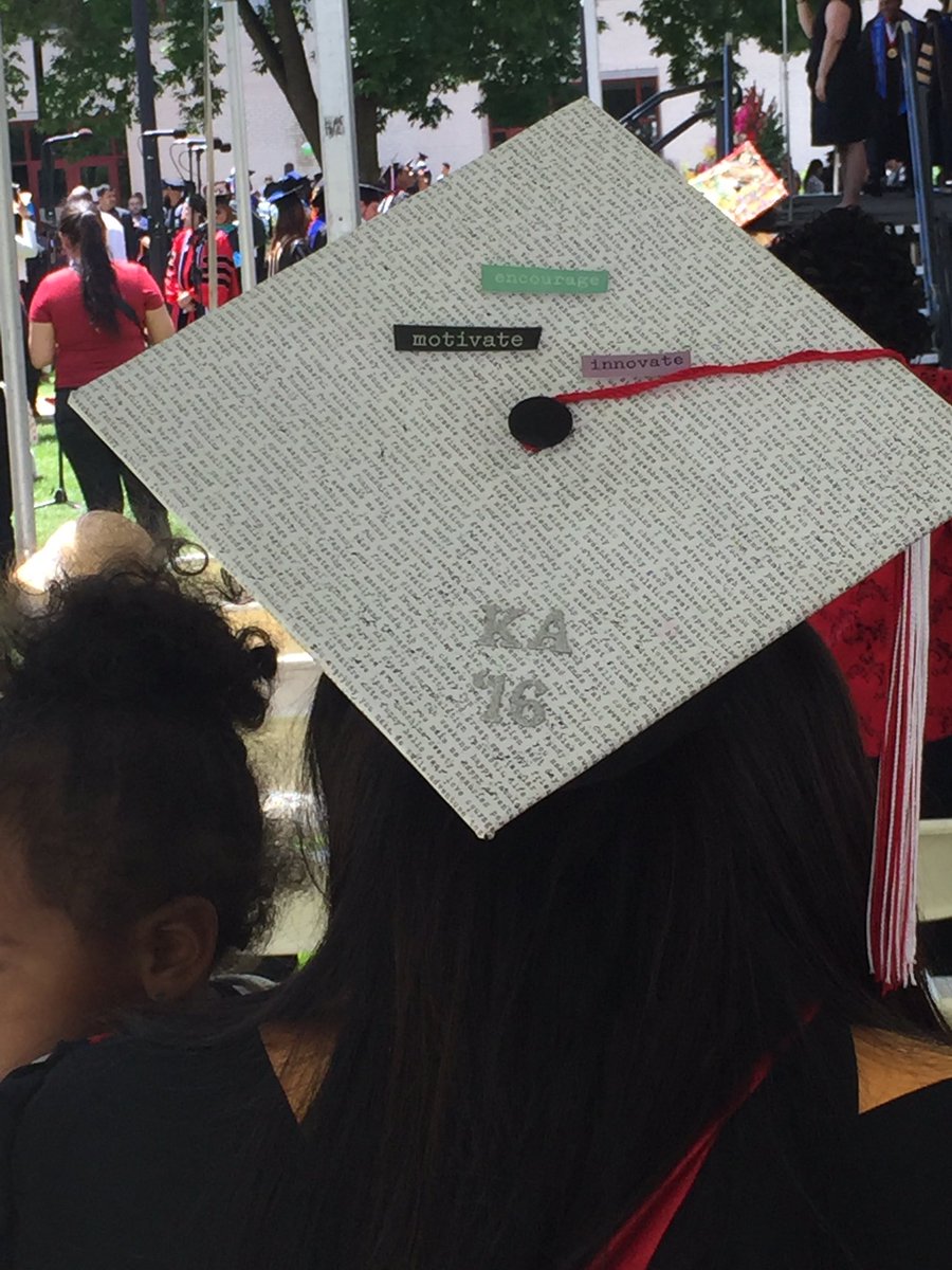 LaGuardiaLIC's tweet photo. Kimberley Aguirre (creative writing major) &amp; her 1.5 yr old daughter Emmy parties #LAGCCGrad2016 #parentswhodoitall https://t.co/t0RXZZ6iqO