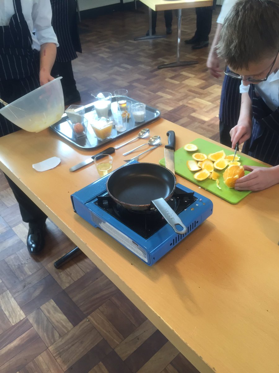 BSCrescentHouse's tweet photo. Judges are holding their cards close to their chests. Boys are now underway with their crepe Suzette! https://t.co/zRwTACvEy8