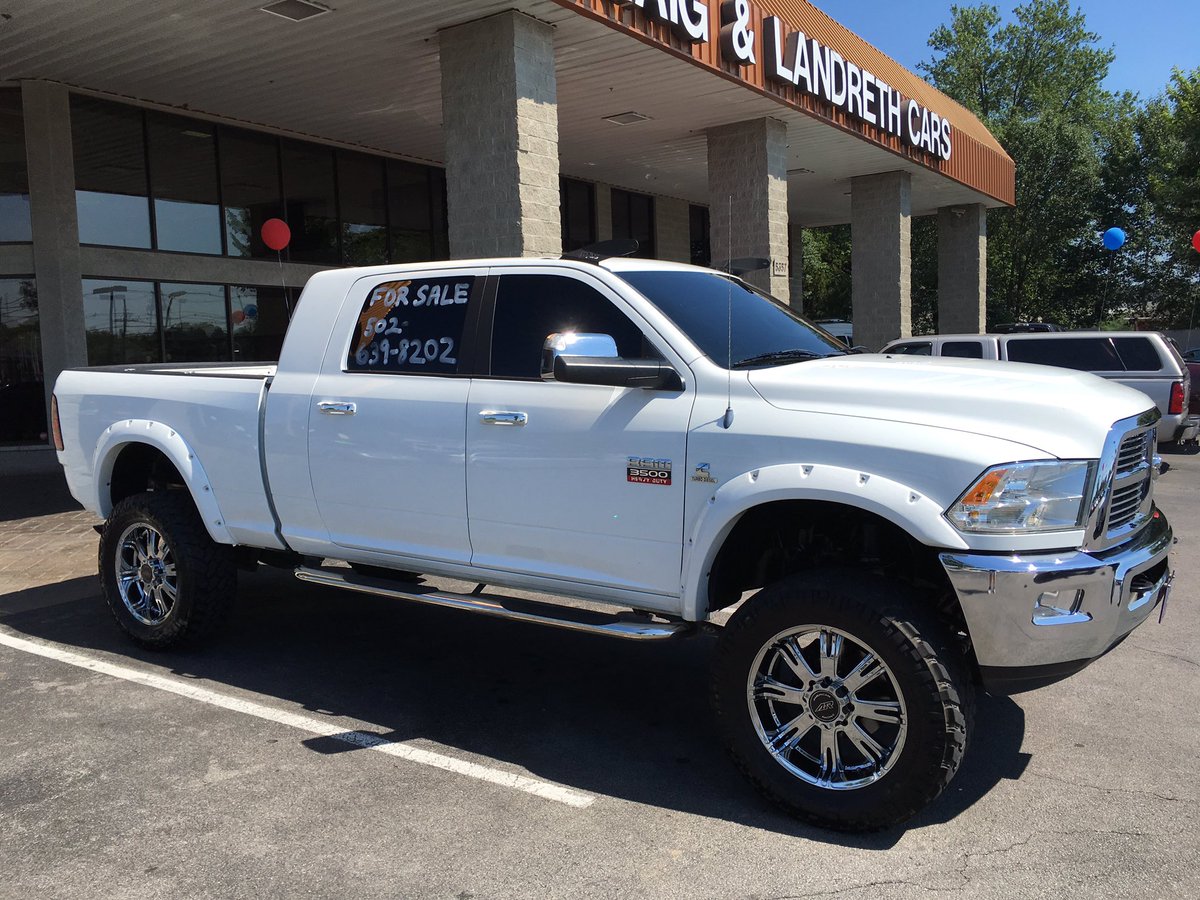 davidrayburn's tweet image. 2012 Dodge Ram 3500 4x4 Cummins Diesel for sale. Over $16,000 in ad ons . Call me if interested! 502-639-8202