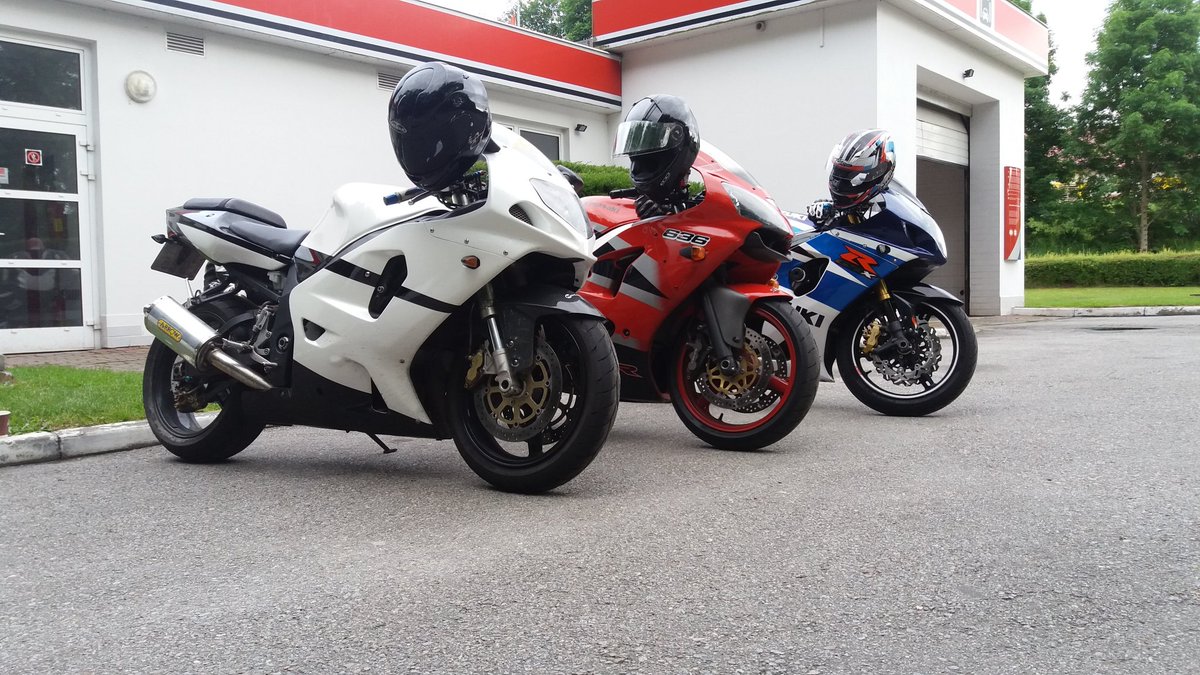 Extreme Performance tweet media