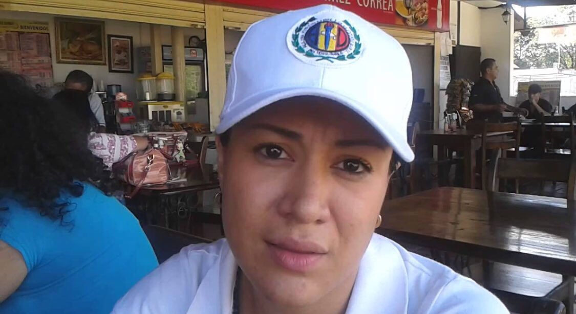 LaidyGalla's tweet photo. Ella es la que se dice llamar la hija de la frontera... Será hija de otra cosa diPUTAda @laidygomezf @trafficTACHIRA https://t.co/2mgJSTuczG