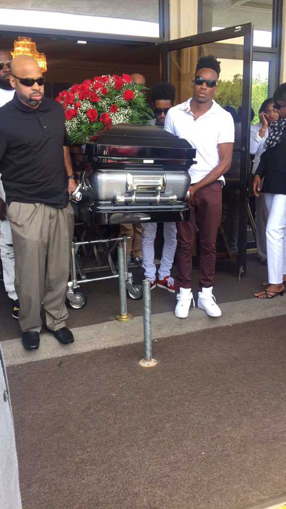 gmreallyhim's tweet image. #LLRM 👼🏽💔