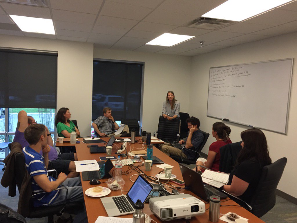 CareyLab's tweet photo. Integrating high-frequency data into UG classrooms w #ProjectEDDIE @NEON_sci @GLEONetwork @DRichardsonLab @LukeNave https://t.co/qD561gvdo0