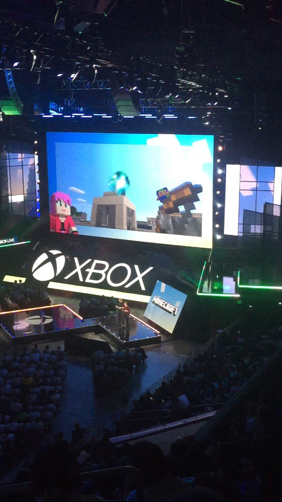 eckoxsoldier's tweet photo. Zombie with fireball what π #minecraftE3 #xboxE3 https://t.co/FN4dmkuepi