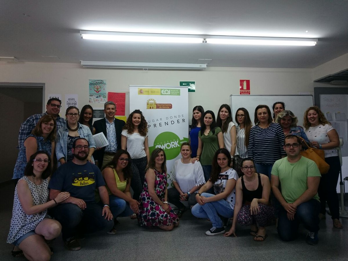 Entrelanzados3's tweet photo. Nos ha visitado hoy la Escuela de Organización Industrial (EOI) para hablarnos de su Espacio Coworking.  ¡Gracias! https://t.co/YODRwFNDu0