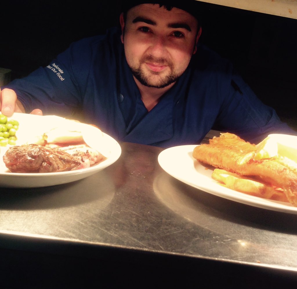 CrunchieDave's tweet photo. New / old starter @Tedge87 it's like he's never been away @WeAreSUGM @AhmetDuzenli https://t.co/T0dIyJ32zV