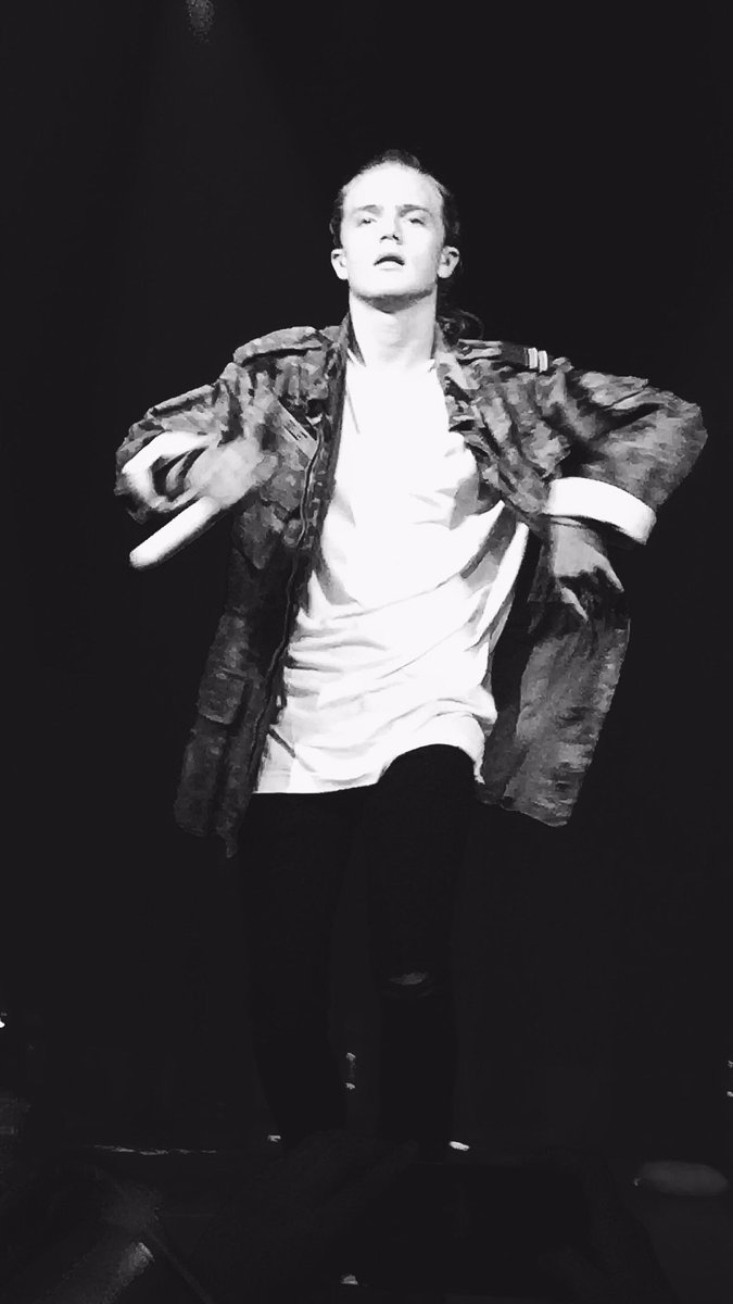 raqueleuser's tweet photo. @SamuelYPL https://t.co/KkW59xQeYc