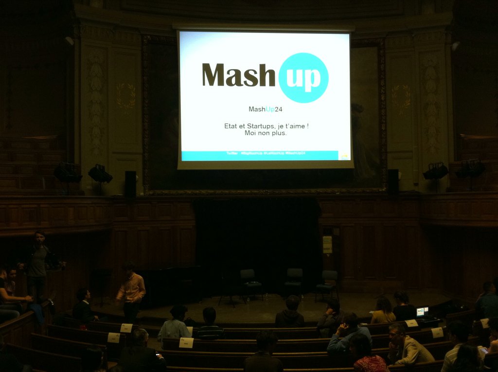 BlandineFuh's tweet photo. #BigMashUp #MashUp24 thème de la dernière conférence de l'année : État et Start up, je t'aime ! Moi non plus. https://t.co/7nrxK2qFNW