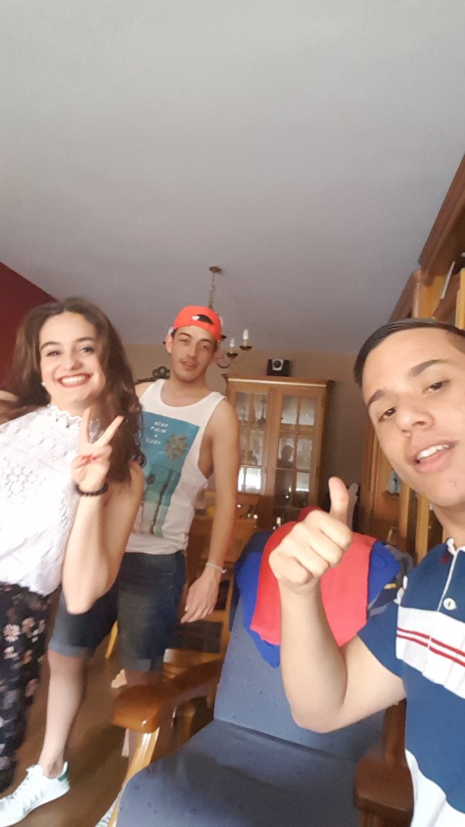 adrian_riego's tweet photo. Salsa aprobada gracias a @Borja98S @sof_o17 #SalsaTeam 😂😂😂 https://t.co/vXdyZvfJu7