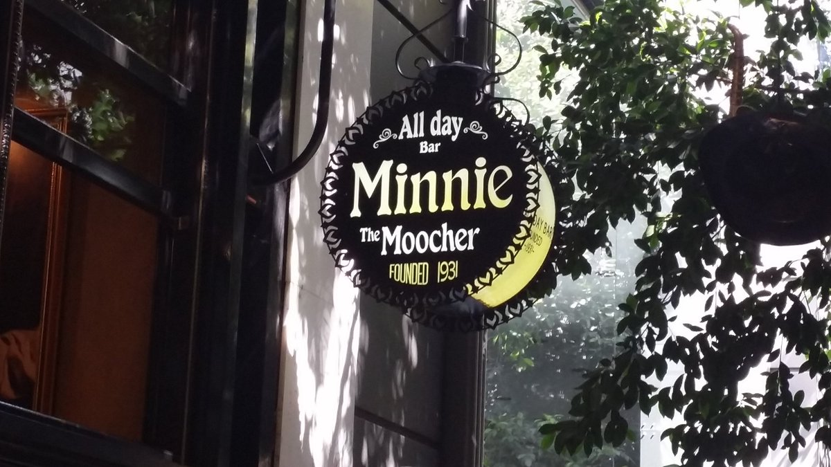 BeAthenian's tweet photo. Minnie the Moocher - Kolonaki. Great bar for a drink after work and on the weekend! A must visit when in Athens 🍸🍺🍷 https://t.co/KqSYPYmsWU