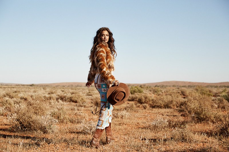 ARTWICKmagazine's tweet photo. Gypsy Collective Gives Us A Tribal Taste Of Fall 2016: https://t.co/nc03TuyWC1 https://t.co/AQUlgU5yq0
