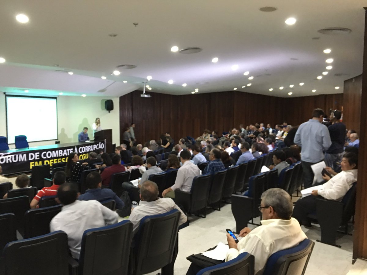wildnascimento's tweet photo. Fórum de Combate à Corrupção - Em Defesa da CGU. #voltaCGU https://t.co/RhuGOEC6Hw