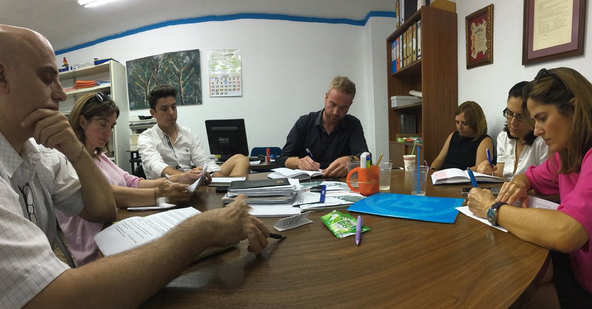pplavall's tweet photo. Reunió de treball del grup municipal popular. https://t.co/r0SEOTpFwB