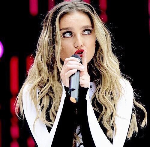 LM_Lockscreens's tweet photo. Free
Perrie Edwards #LittleMixAtCapitalSTB Layout
Credit if using
RT If Saved
-Amy๐ https://t.co/gP9I3XzENs