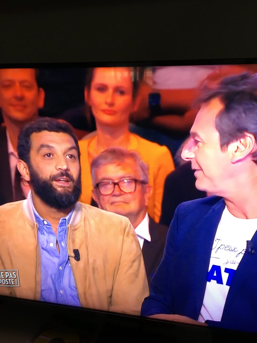 p_charmimi's tweet photo. On dirait le Papi dans "Là Haut" #TPMP https://t.co/MPHGbHDwLV