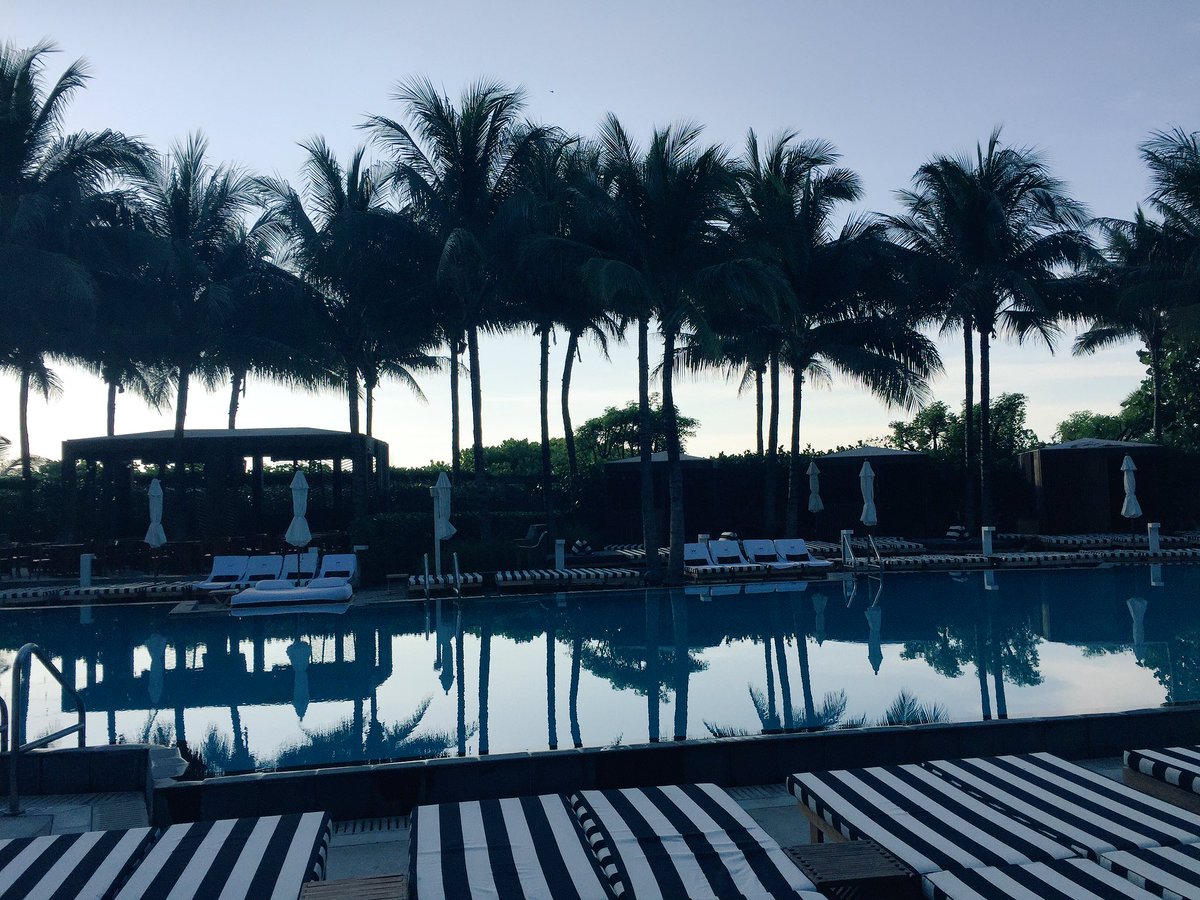 Good evening from the <a href="/WSOBE/">W South Beach</a> ... Make this pool your next destination with <a href="/_Miami_X/">Miami-X</a> #Miami miami-x.com