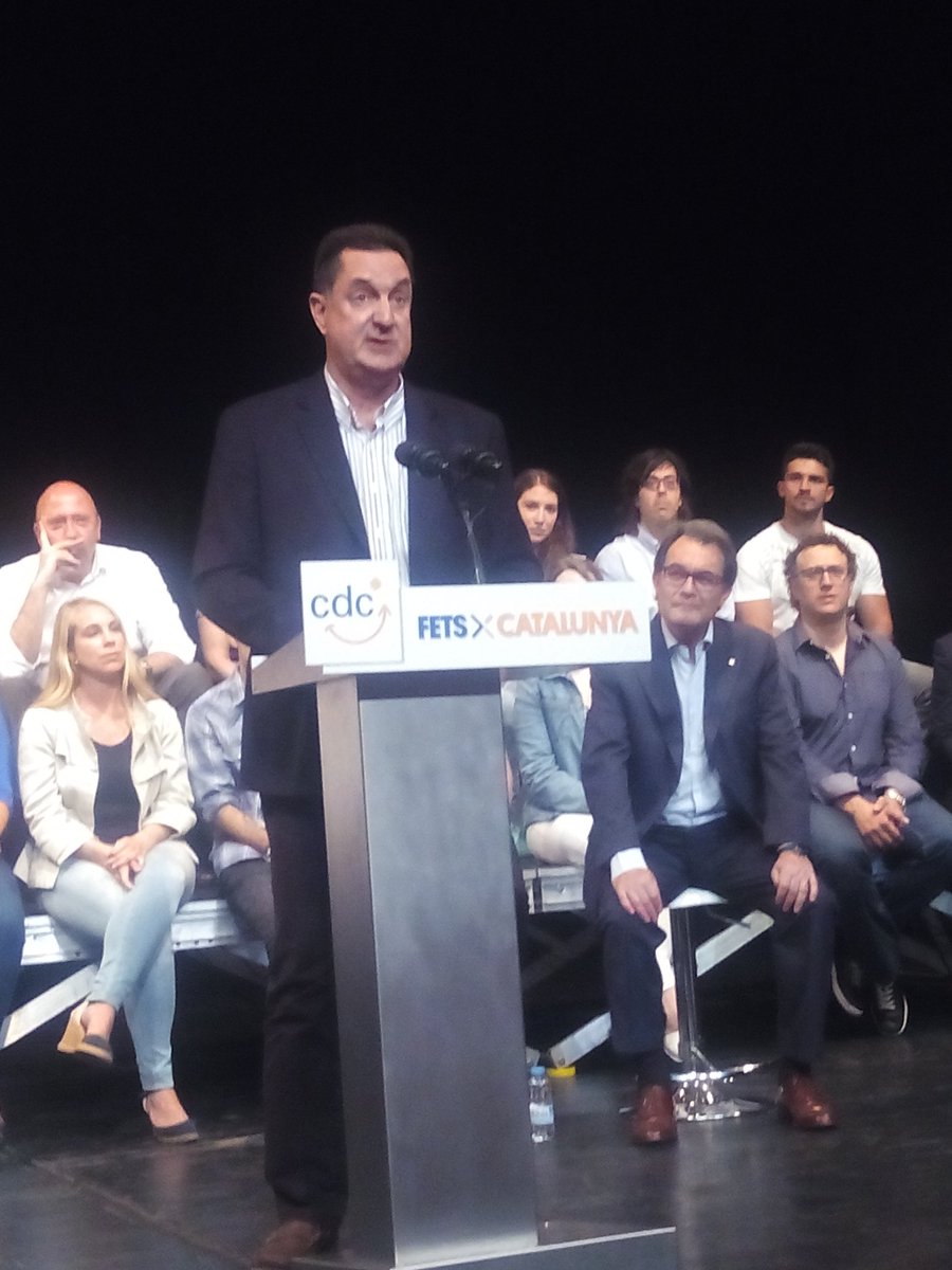 esteroliveguell's tweet photo. @RomaCodina9 demana el vot per @ConvergenciaCAT al congrés i al senat #FetsXCatalunya #somhi https://t.co/KoGoa4q8cf